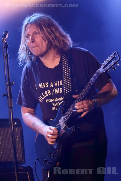 TY SEGALL AND THE FREEDOM BAND - 2022-08-20 - SAINT MALO - Fort de St Pere - Scene des Remparts - 